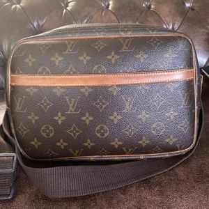 Louis Vuitton Reporters bag